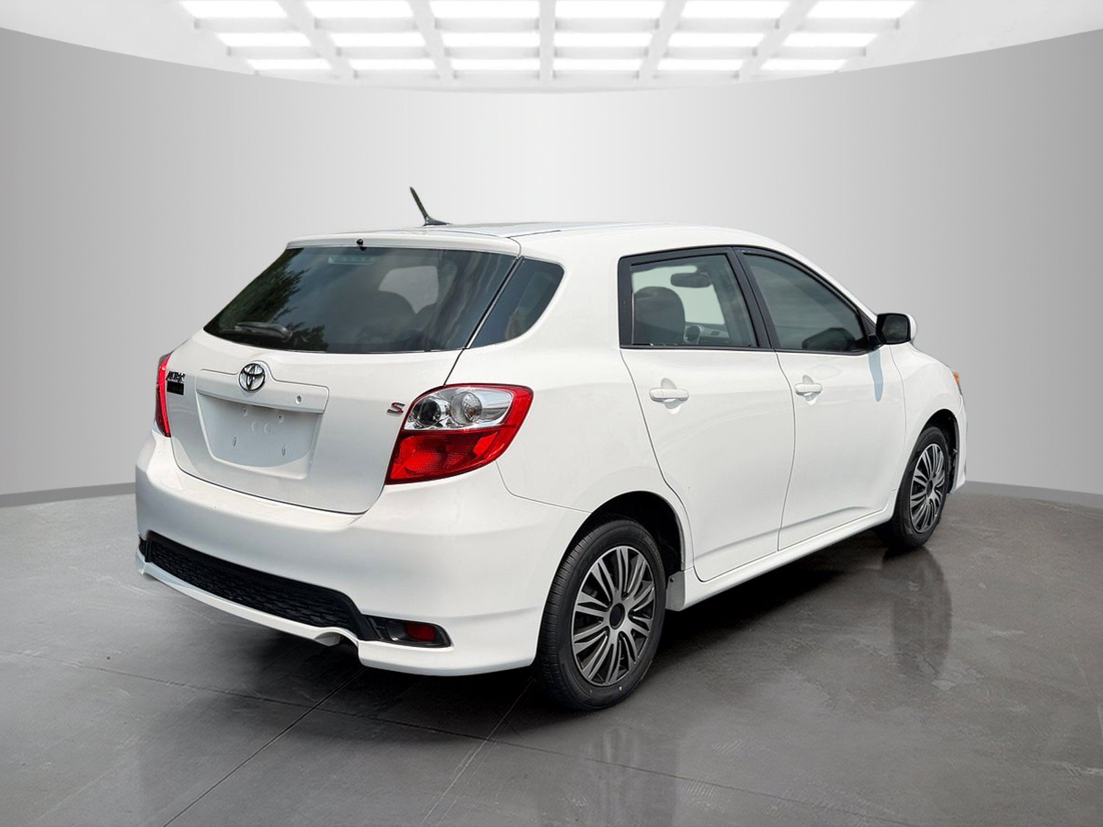 Used 2013 Toyota Matrix L w/ L Sport Pkg FWD image 7
