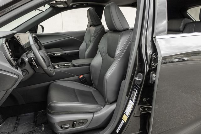 Used 2025 Lexus RX 350 Premium Plus w/ Convenience Package image 11