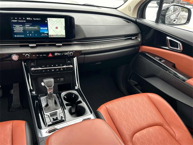 Used 2023 Kia Carnival SX image 15