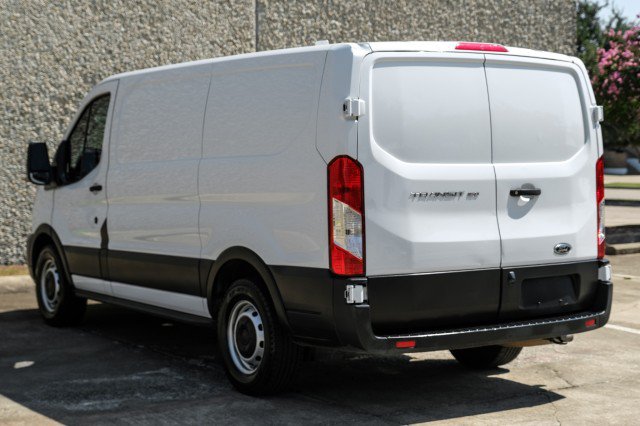 Used 2020 Ford Transit 150 Low Roof RWD image 10