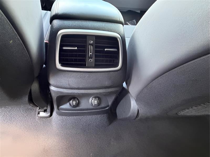 Used 2020 Kia Sorento FWD V6 image 24