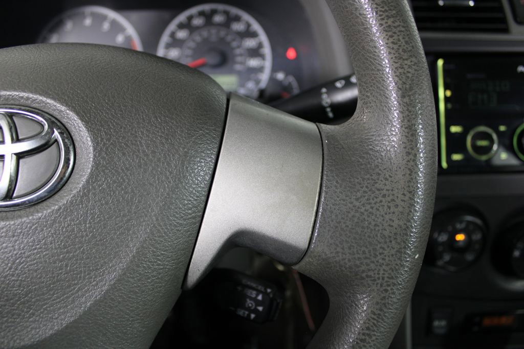 Used 2010 Toyota Corolla LE FWD image 23