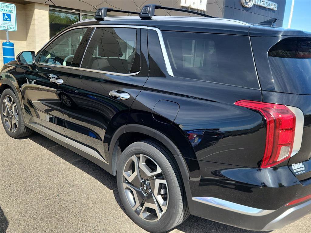 Used 2023 Hyundai Palisade Limited AWD/4WD image 5