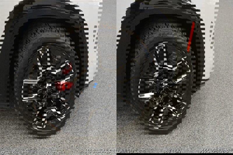 Used 2024 BMW XM image 45