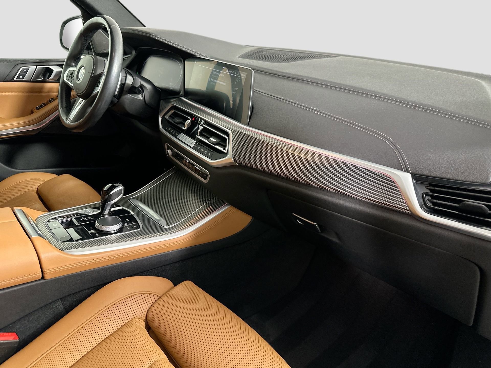 Used 2023 BMW X5 xDrive40i w/ M Sport Package image 30