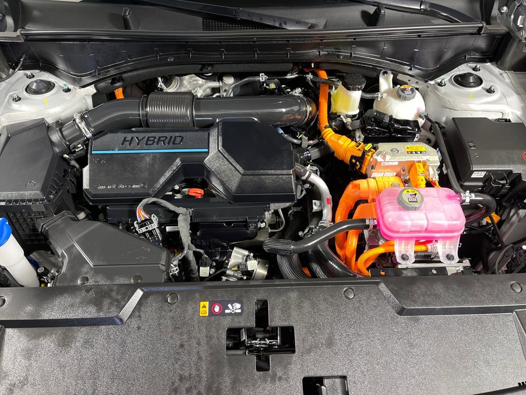 Certified 2025 Hyundai Santa Fe Calligraphy image 9