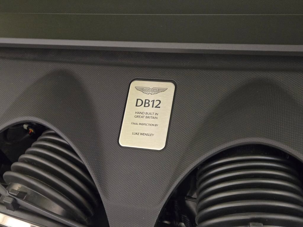 Used 2024 Aston Martin DB12 Coupe RWD image 27
