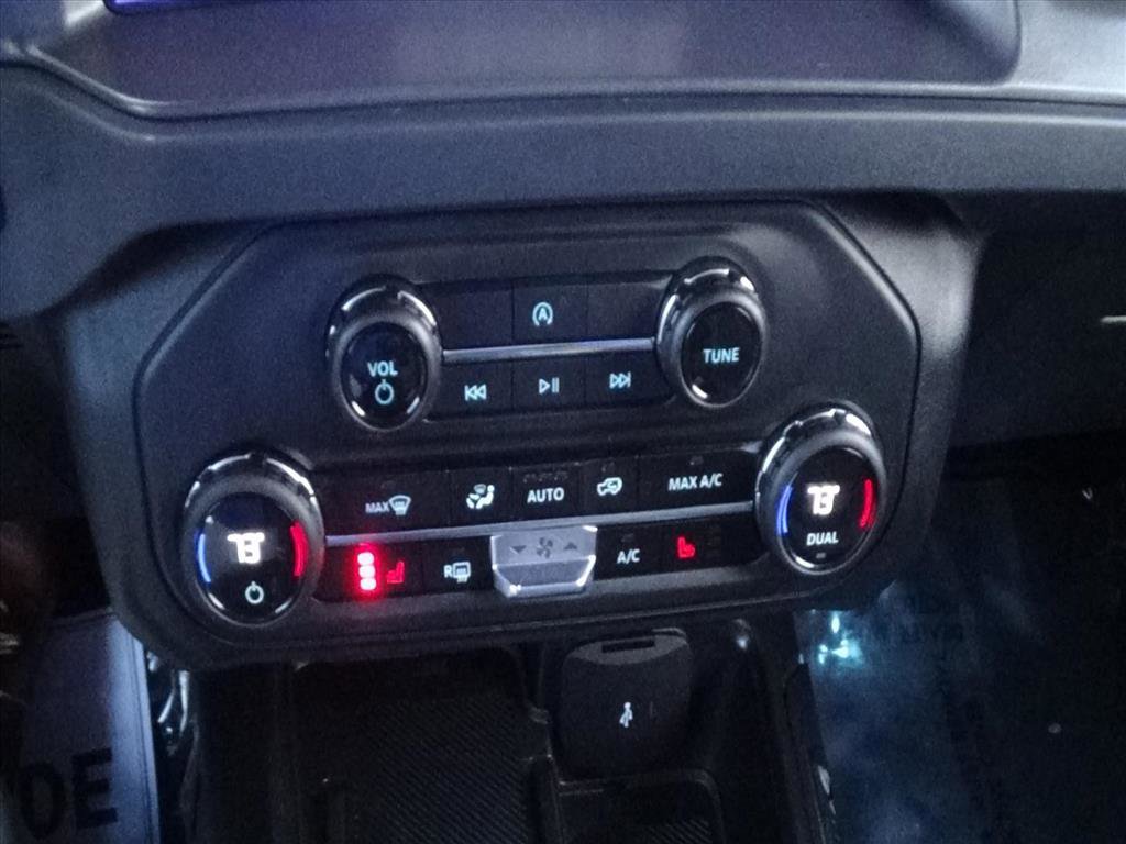 Used 2025 Ford Bronco Big Bend image 27