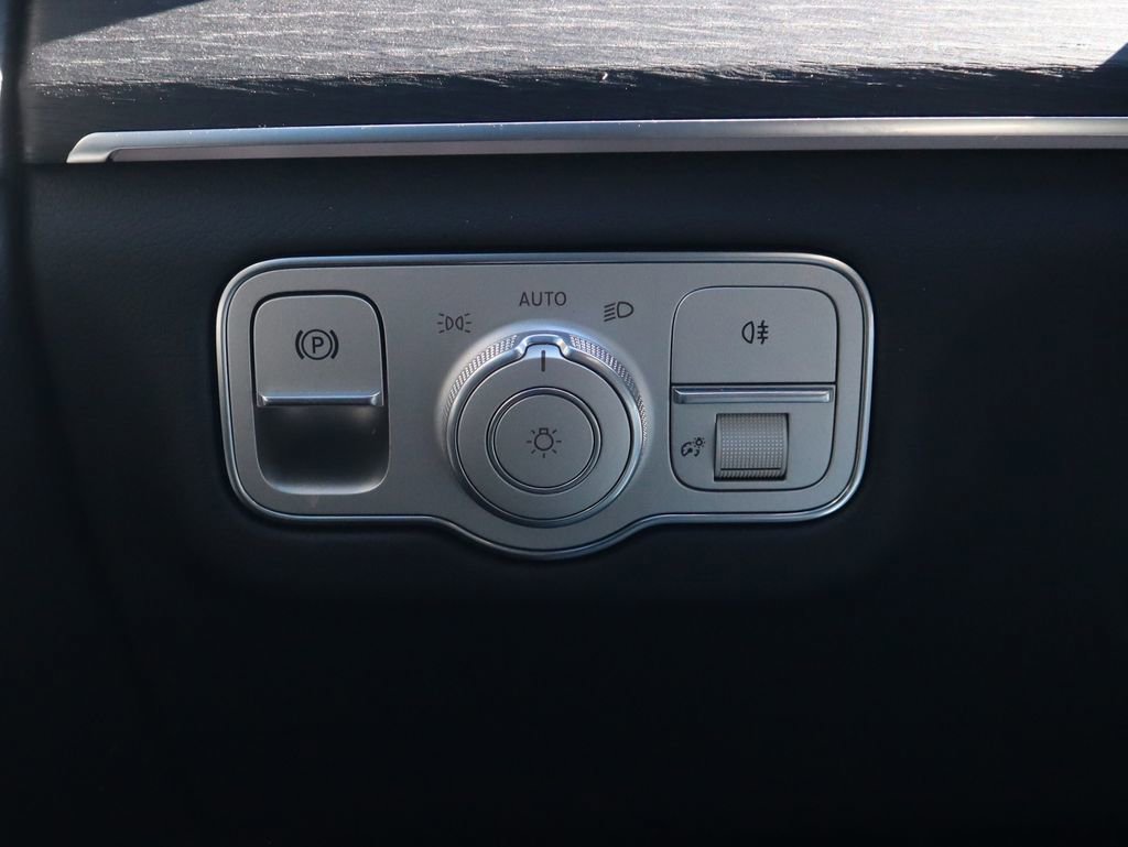 New 2025 Mercedes-Benz GLS 450 GLS 450 image 24