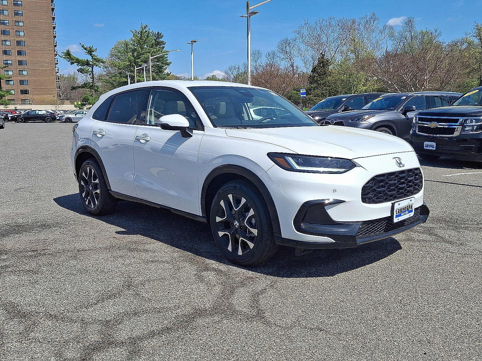 New 2026 Honda HR-V EX-L image 2