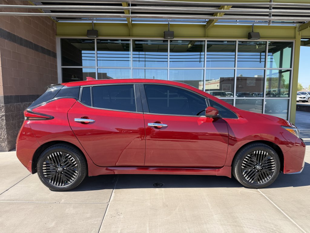 Used 2025 Nissan Leaf SV Plus FWD image 9