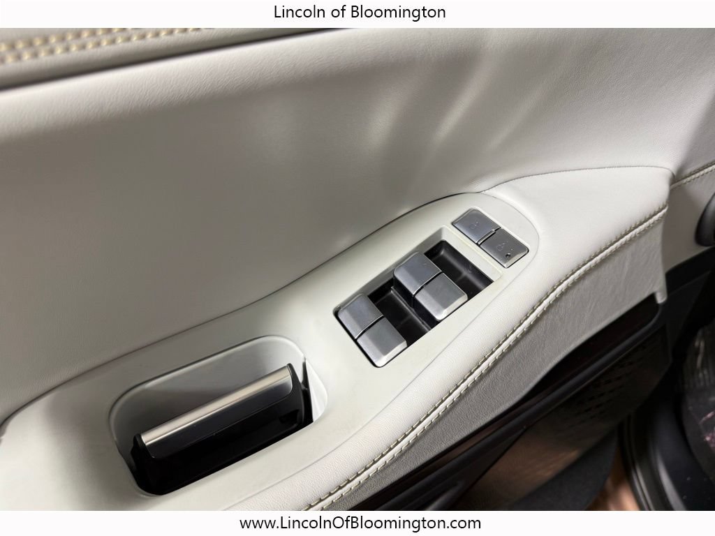 New 2025 Lincoln Navigator L Black Label AWD/4WD image 21