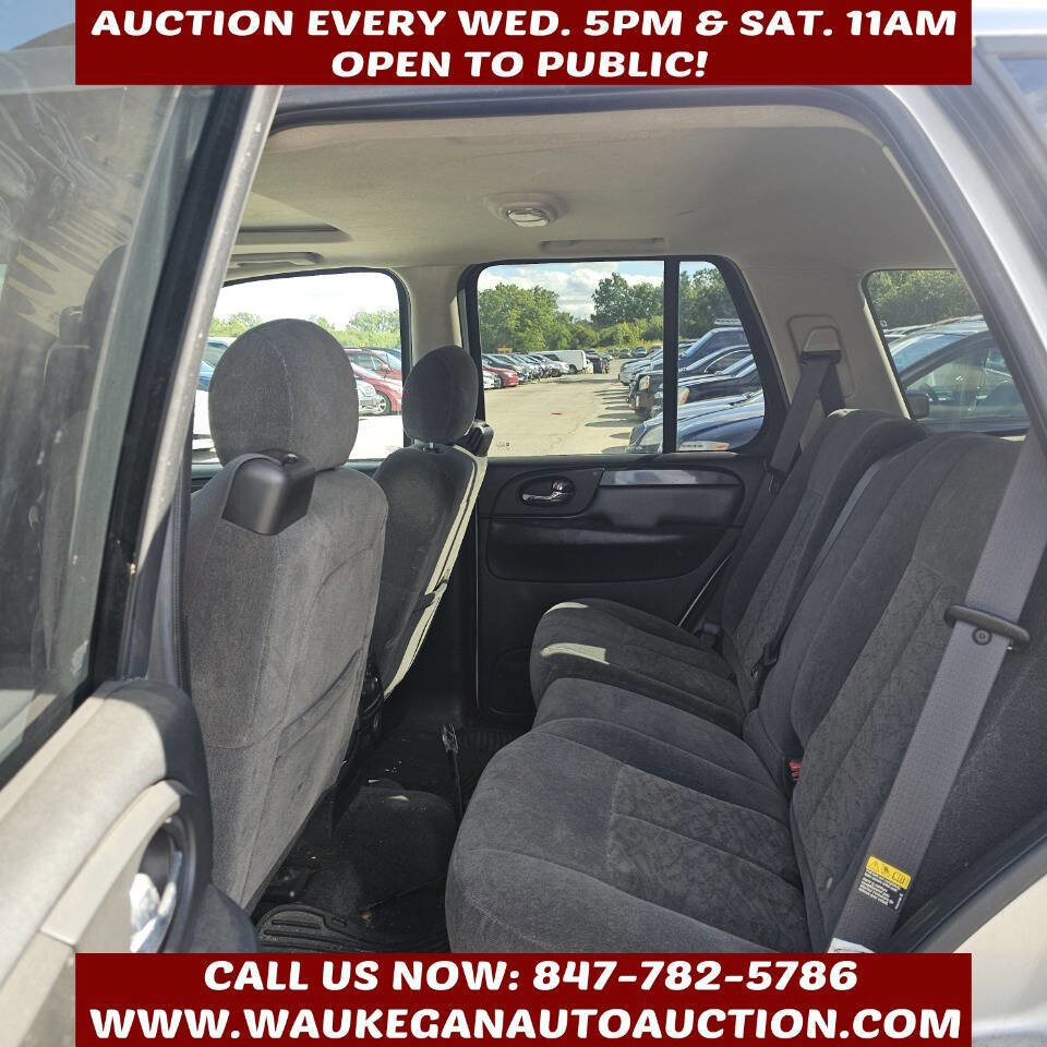 Used 2006 GMC Envoy SLE image 10