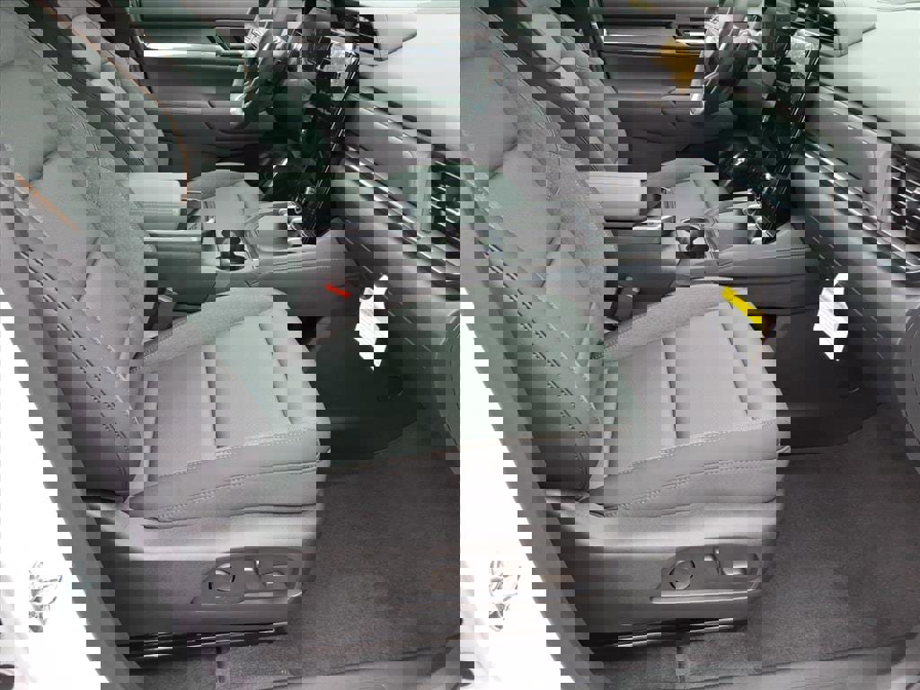 New 2026 GMC Terrain AT4 w/ Convenience Package III image 9