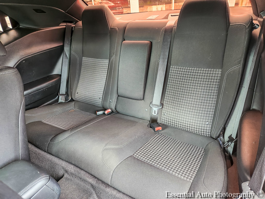 Used 2016 Dodge Challenger SXT w/ Sound Group RWD image 9