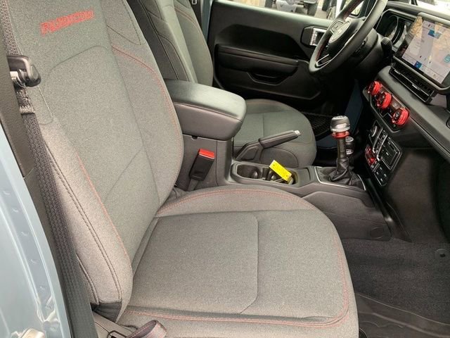 Used 2024 Jeep Wrangler Unlimited Rubicon w/ Convenience Group image 12