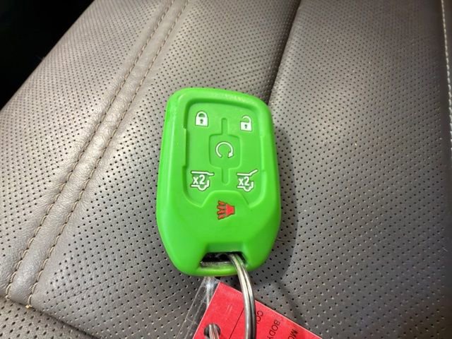 Used 2015 GMC Yukon Denali w/ Touring Package image 28