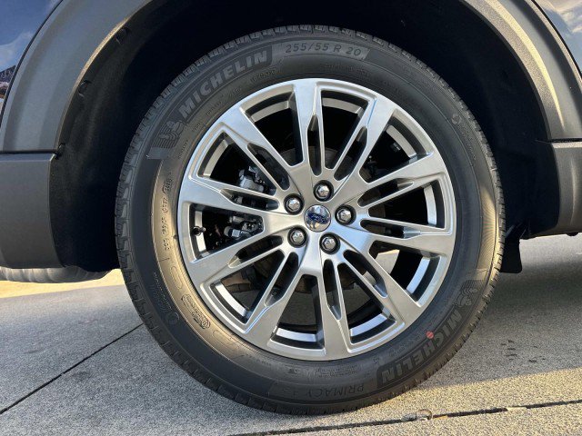 New 2026 Ford Explorer Platinum RWD image 17