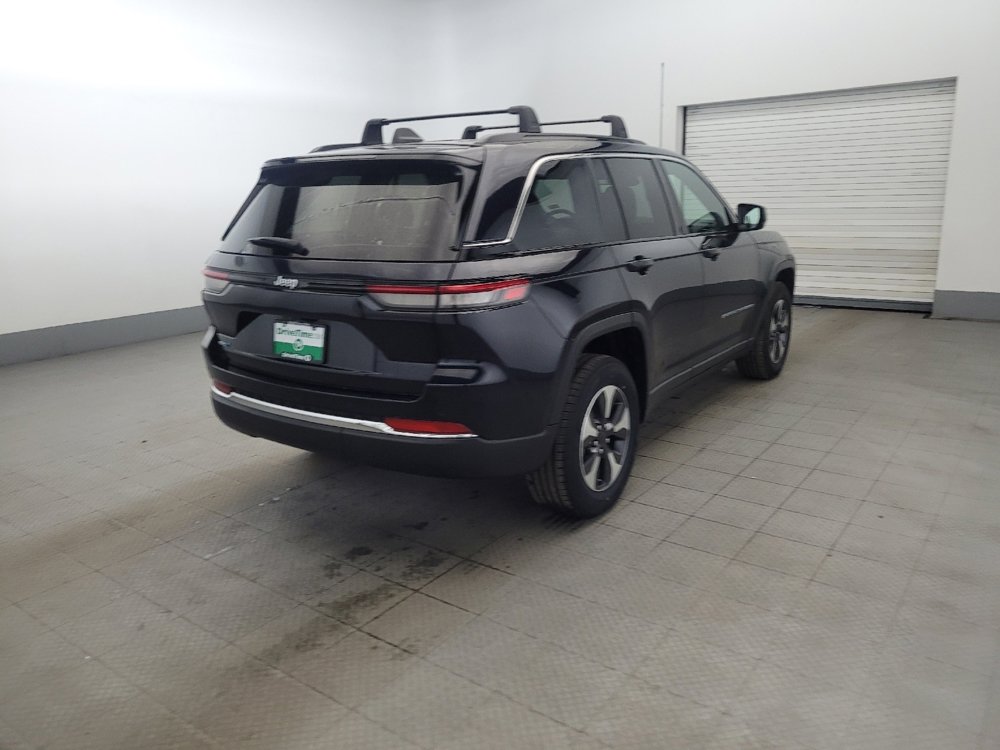 Used 2024 Jeep Grand Cherokee Limited 4xe image 9