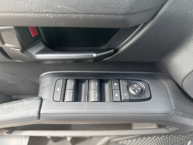 Used 2024 Toyota Tacoma SR5 AWD/4WD image 16