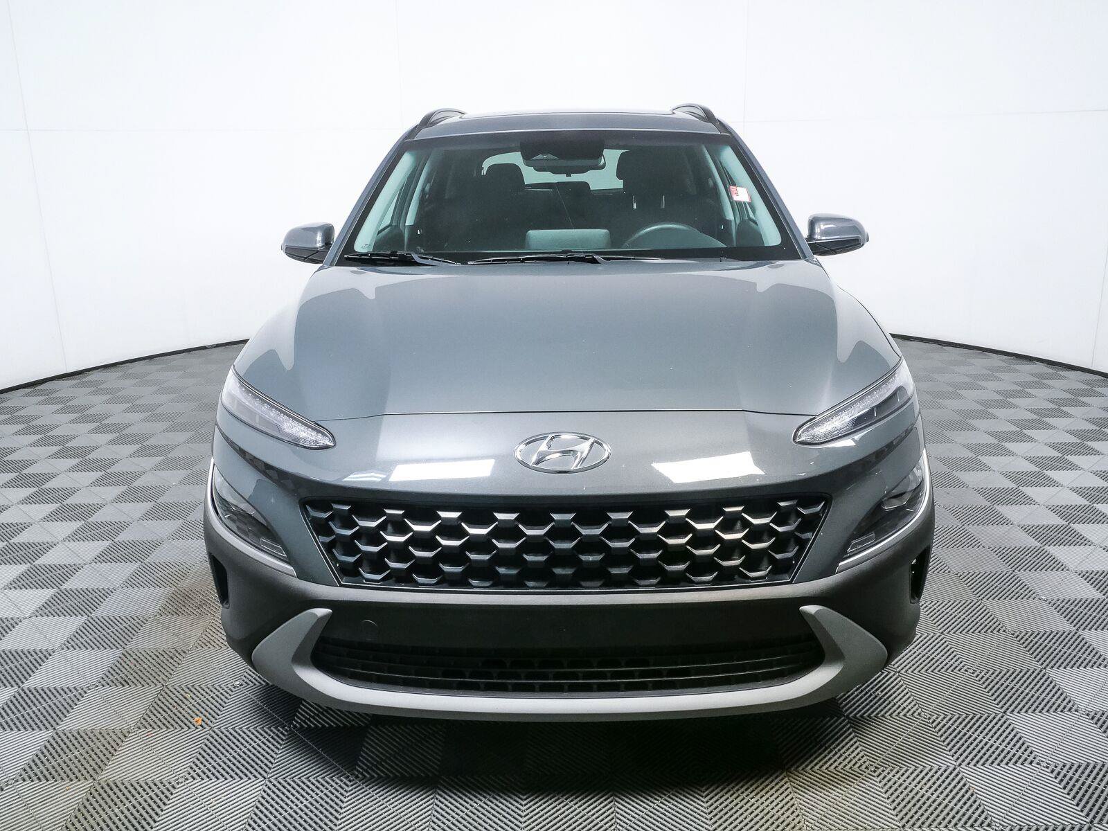 Used 2023 Hyundai Kona SEL w/ Convenience Package FWD image 40