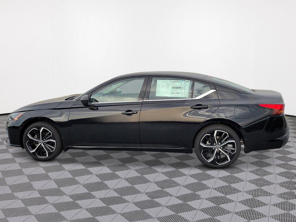 New 2025 Nissan Altima 2.5 SR image 7