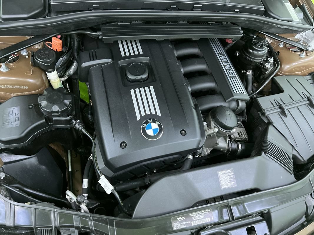 Used 2012 BMW 128i Convertible RWD image 28