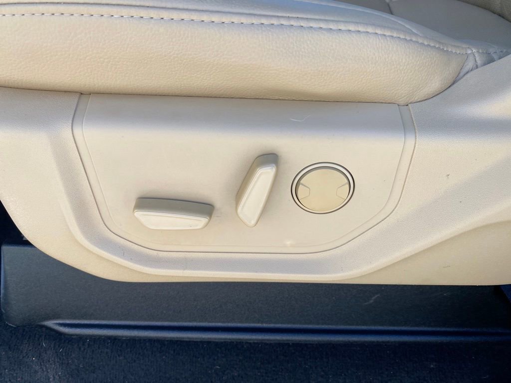 Used 2021 Ford F250 Lariat w/ Chrome Package image 24