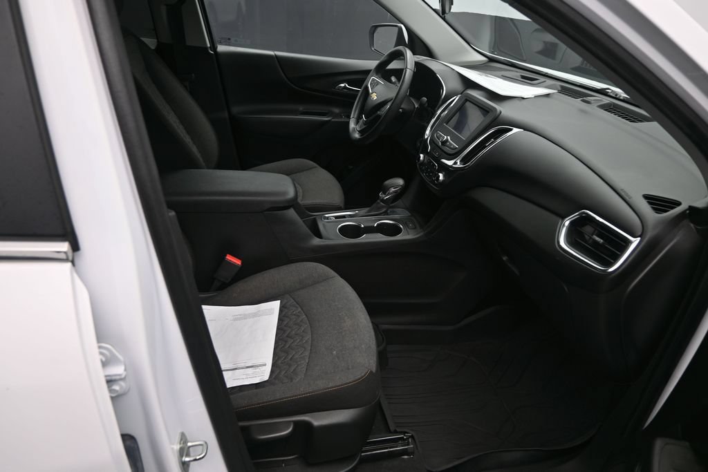 Used 2022 Chevrolet Equinox LT FWD image 10