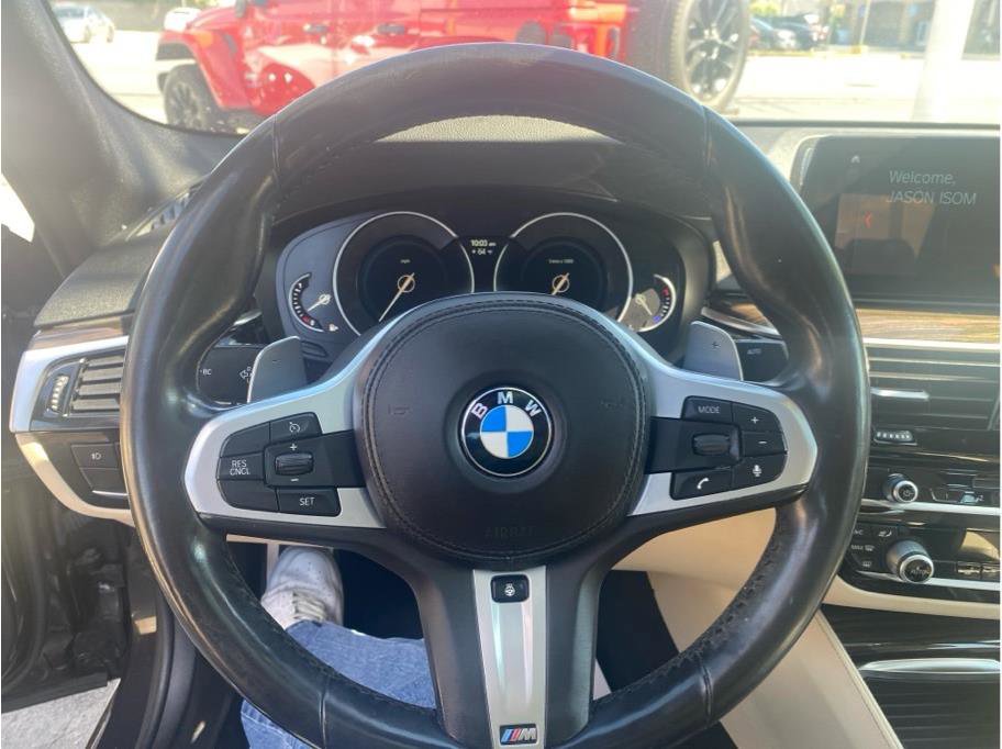 Used 2018 BMW 540i xDrive AWD/4WD image 13