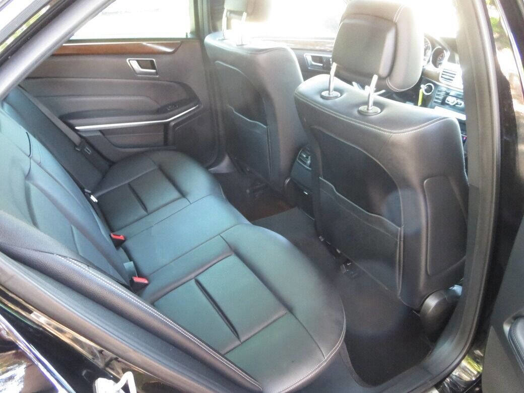 Used 2014 Mercedes-Benz E 350 4MATIC Sedan image 15