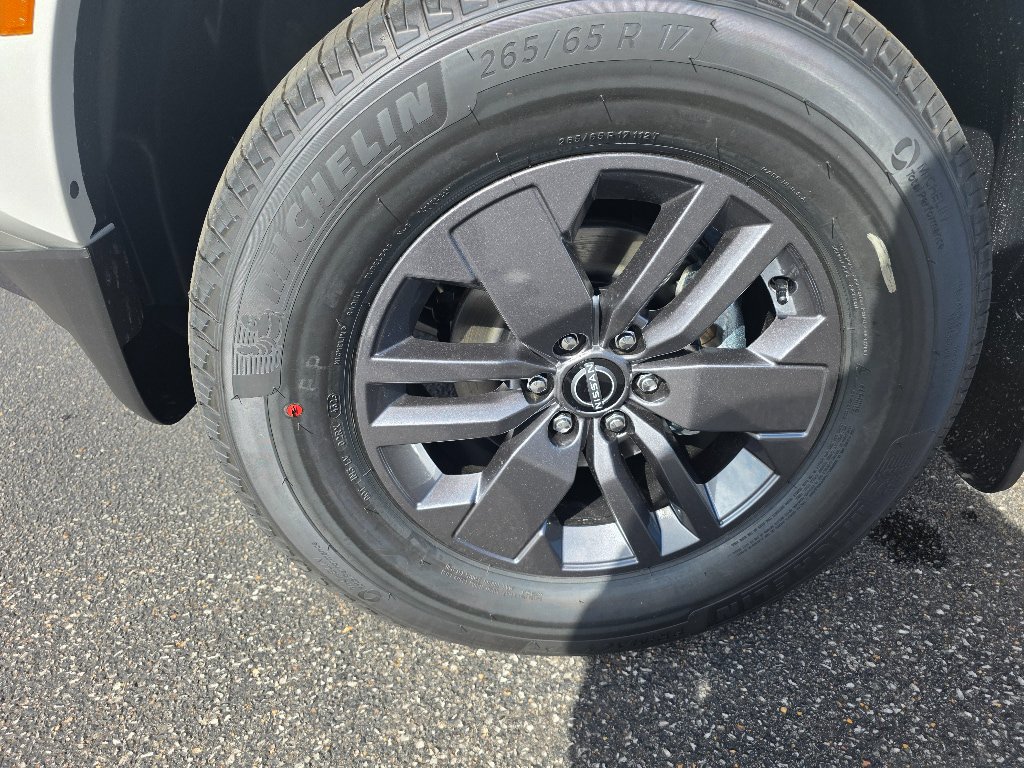 New 2026 Nissan Frontier SV w/ All-Weather Content Package AWD/4WD image 9