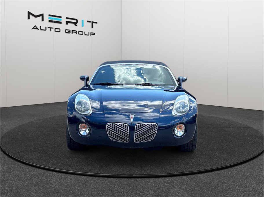 Used 2007 Pontiac Solstice Convertible w/ Preferred Package RWD image 3