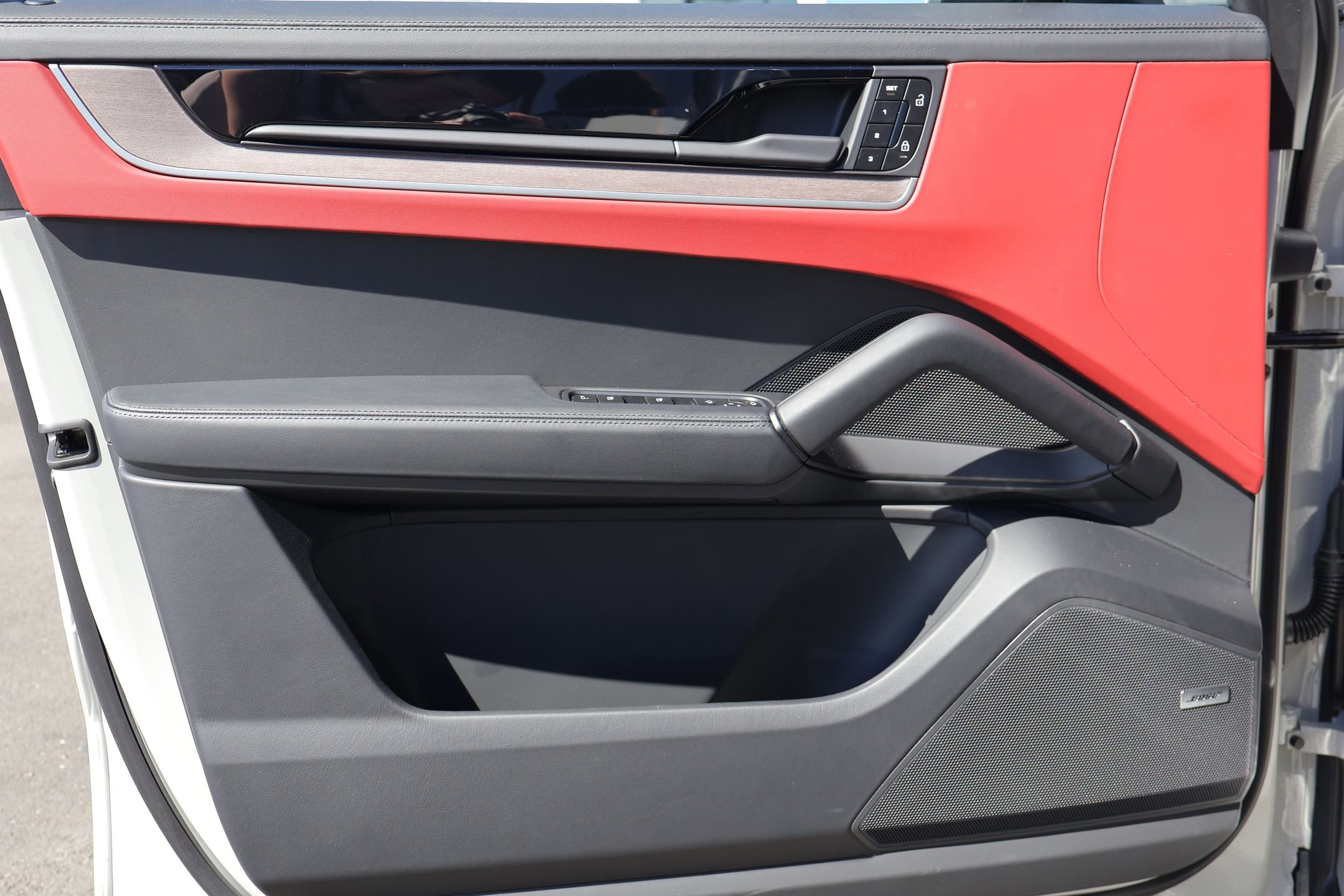 New 2026 Porsche Cayenne S image 13