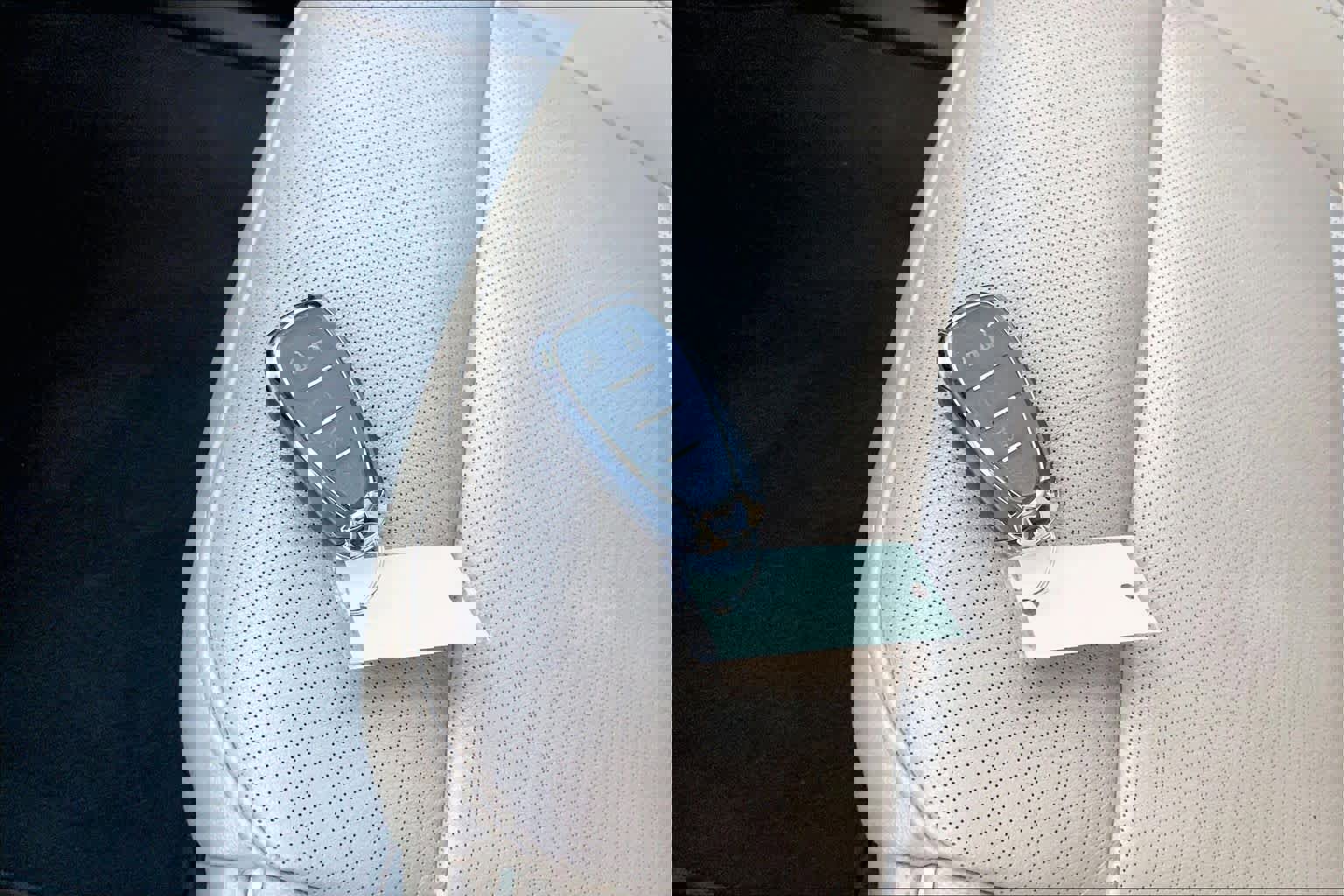 Used 2022 Chevrolet Traverse Premier image 15