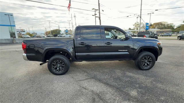 Used 2021 Toyota Tacoma SR5 image 9