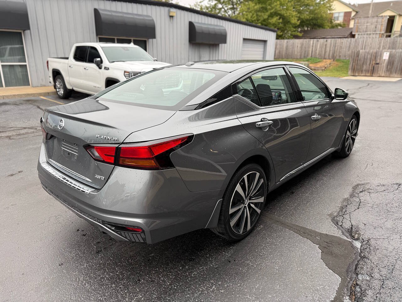 Used 2020 Nissan Altima 2.5 Platinum AWD/4WD image 7