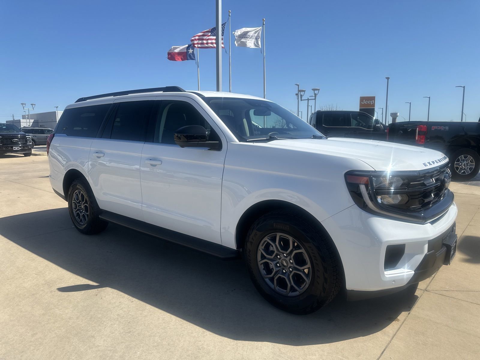 Used 2025 Ford Expedition Max Active image 7