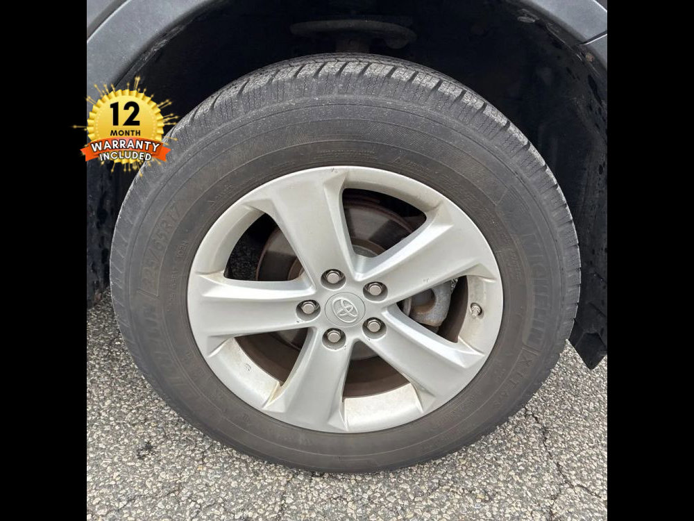 Used 2013 Toyota RAV4 XLE image 19