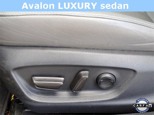Used 2019 Toyota Avalon XLE image 16