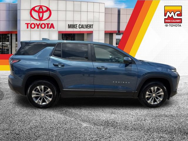 Used 2025 Chevrolet Equinox LT AWD/4WD image 6