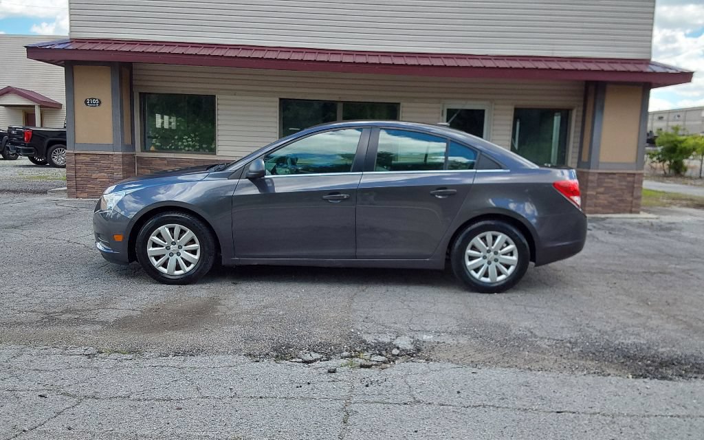 Used 2011 Chevrolet Cruze LS w/ Connectivity Package