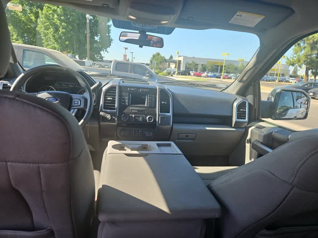 Used 2016 Ford F150 XLT AWD/4WD image 10