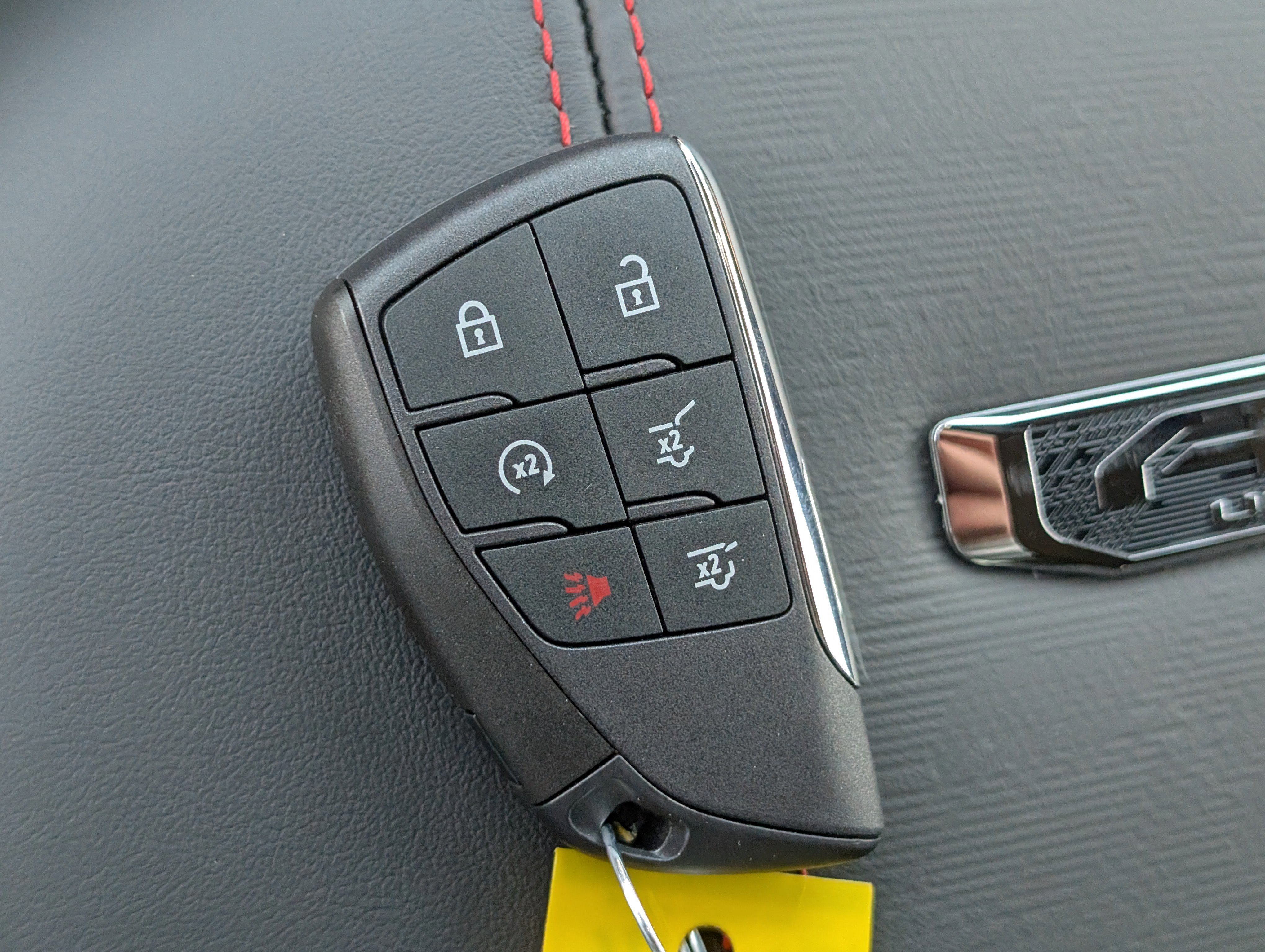 New 2026 GMC Yukon AT4 Ultimate w/ LPO, Floor Liner Package image 33