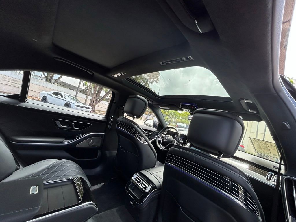 Used 2021 Mercedes-Benz S 580 4MATIC Sedan w/ AMG Line image 45