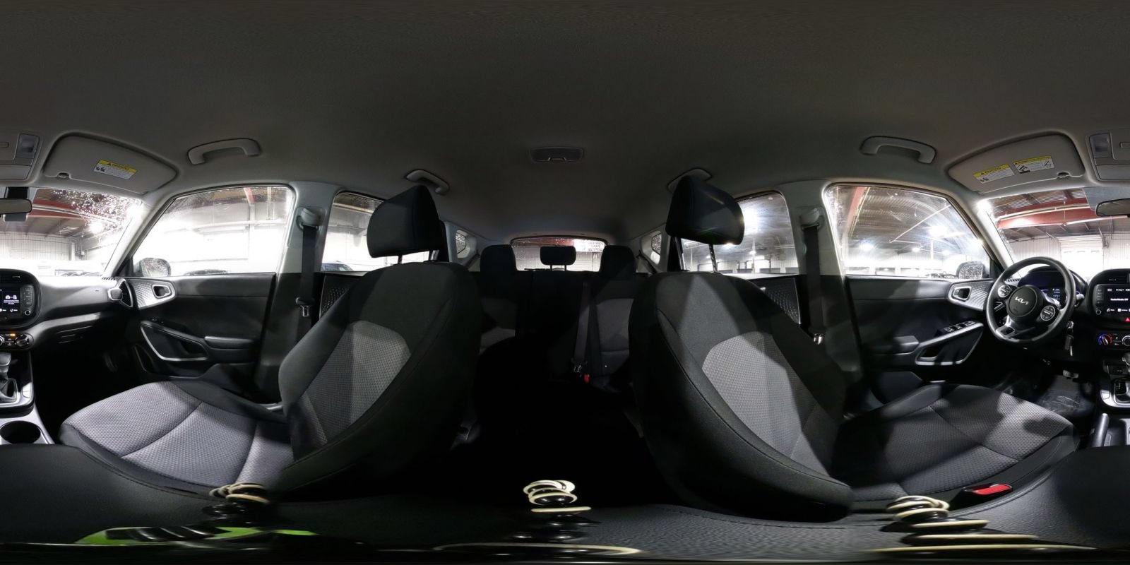 Used 2025 Kia Soul LX w/ LX Technology Package FWD image 37