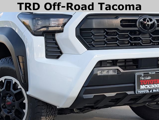 Used 2025 Toyota Tacoma TRD Off-Road AWD/4WD image 3