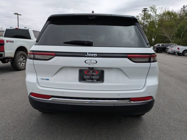 Used 2022 Jeep Grand Cherokee Limited 4xe w/ Luxury Tech Group II AWD/4WD image 5