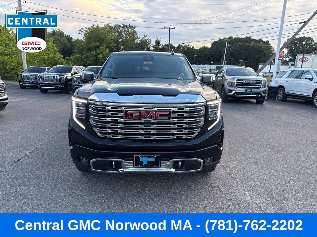 New 2026 GMC Sierra 1500 Denali w/ Denali Reserve Package AWD/4WD image 9