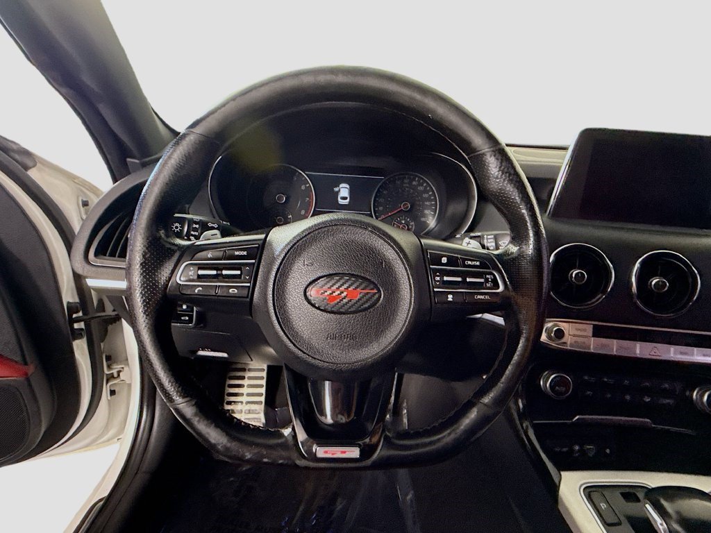 Used 2019 Kia Stinger GT2 AWD/4WD image 12